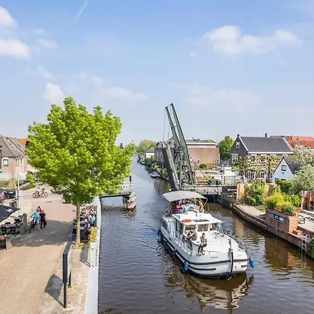 Hotel Over De Brug 2*